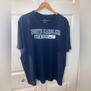 Nike Men's Navy North Carolina Tar Heels Tee